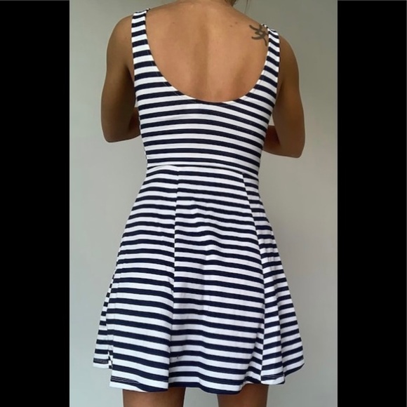 Divided by H&M Sleeveless Striped Dress, Size 4 - Picture 4 of 6
